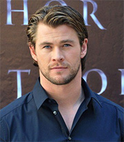 Chris Hemsworth diventa hacker per Michael Mann