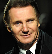 Liam Neeson non riesce proprio a smettere con i thriller...